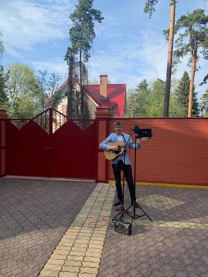 человек, дерево дом, поселок малаховка большое кореневское шоссе ( 25, топографическая съемка для ландшафтного дизайна, тренога для земельных участков