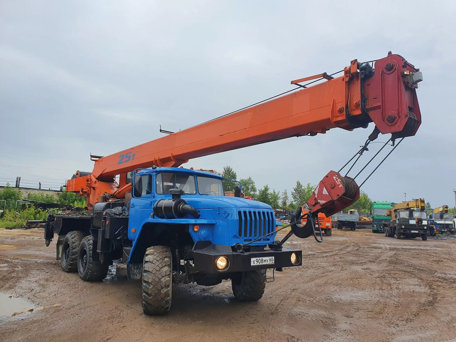 автокран урал 55713-3к, автокран урал 5557-1151-40 кс-55713-3к-3, кран урал клинцы 25 тонн, автокран урал 25т, кран урал галичанин 25 тонн