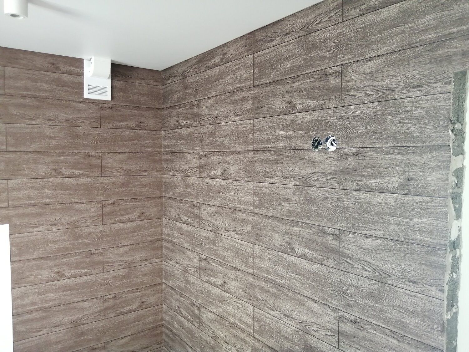 отделка стен ламинатом, стеновые панели, ламинат, стены ламинатом, панели мдф