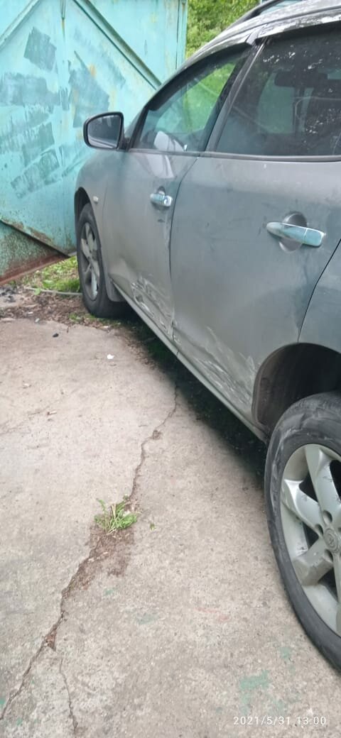 автомобиль, авто, вмятина на парковке боковой двери, пороги в антигравии лансер 9, пороги тте авенсис 2
