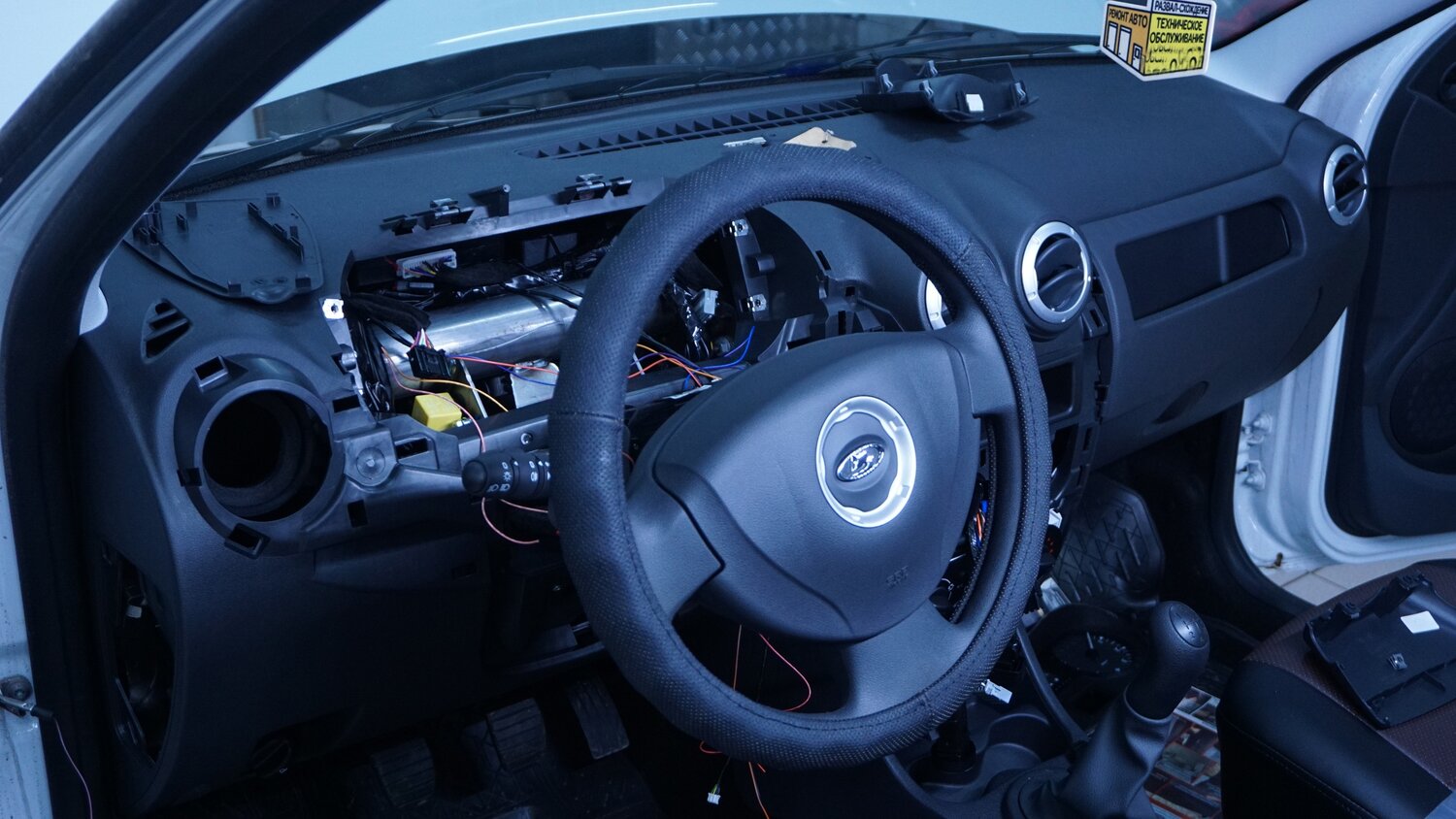 lada largus, автомобиль, салон lada ларгус, лада ларгус салон руль, renault duster