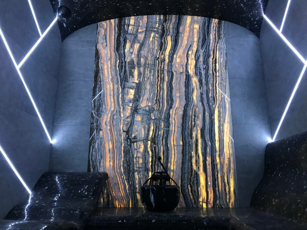 шахта эстетика, петер цумтор часовня, waterfall, декоративные панели в интерьере, сталактиты сталагмиты