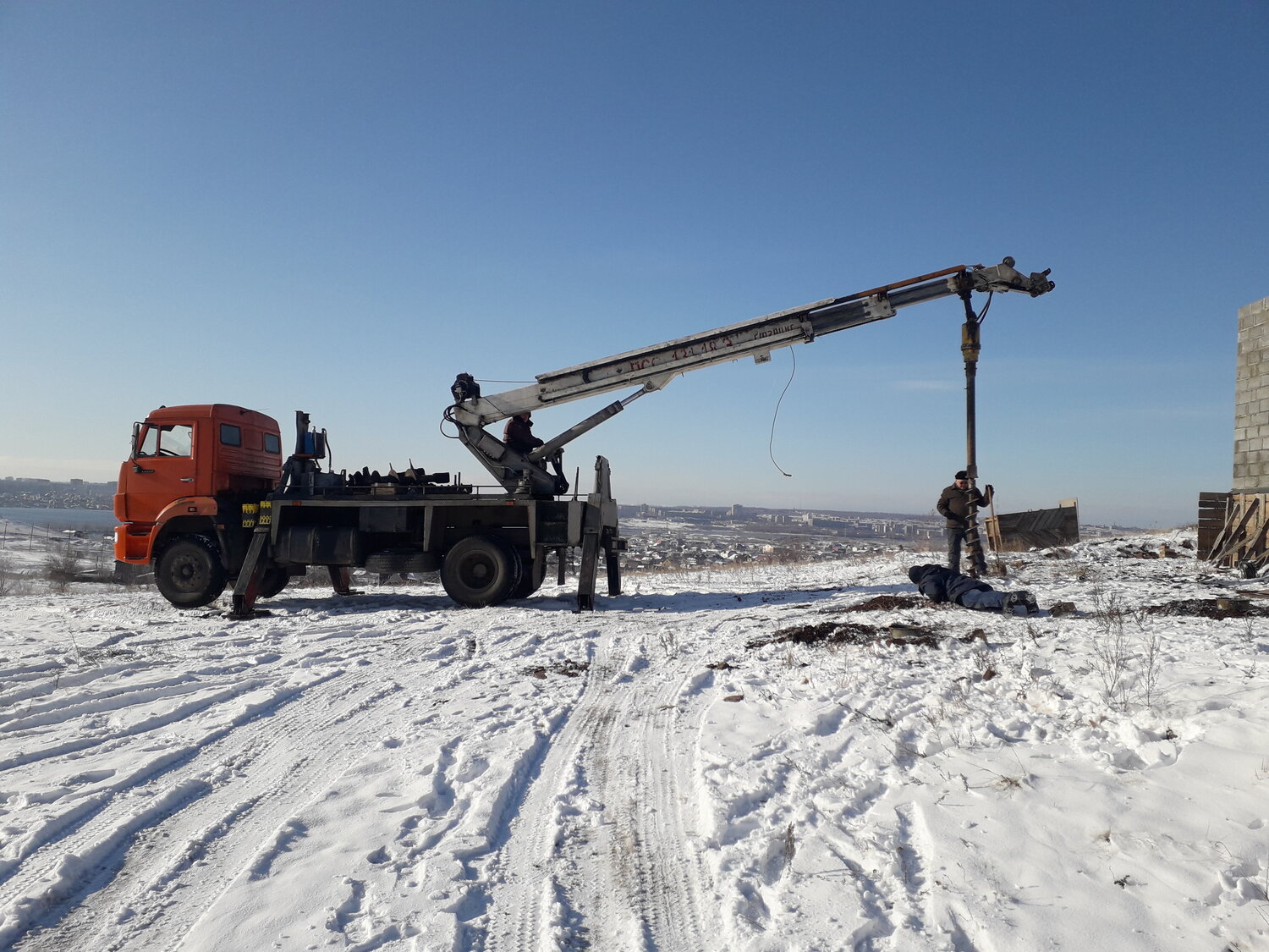 урал автокран, автокран камаз, автокран маз, автокраны, бкм buer ls2656 на тракторе тт-4м ямобур кму