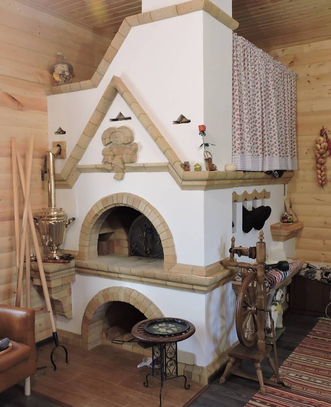 печка русская, традиционная русская печь, классическая русская печь, печка русская в доме, русская печь в частном доме