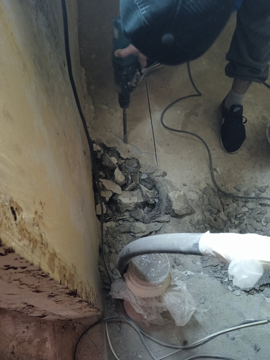 Суток в Москве: 19 исполнителей с отзывами и ценами на Яндекс Услугах.