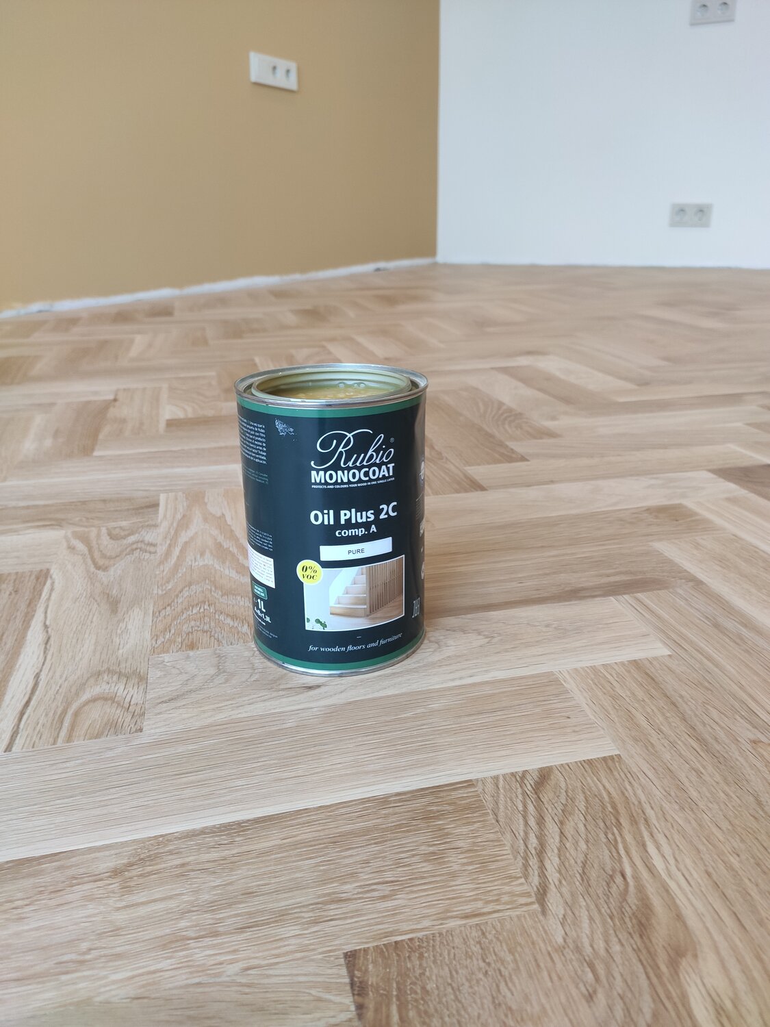 масло для паркета, масло для пола, rubio monocoat oil plus 2c, rubio monocoat hybrid oil, паркетный лак