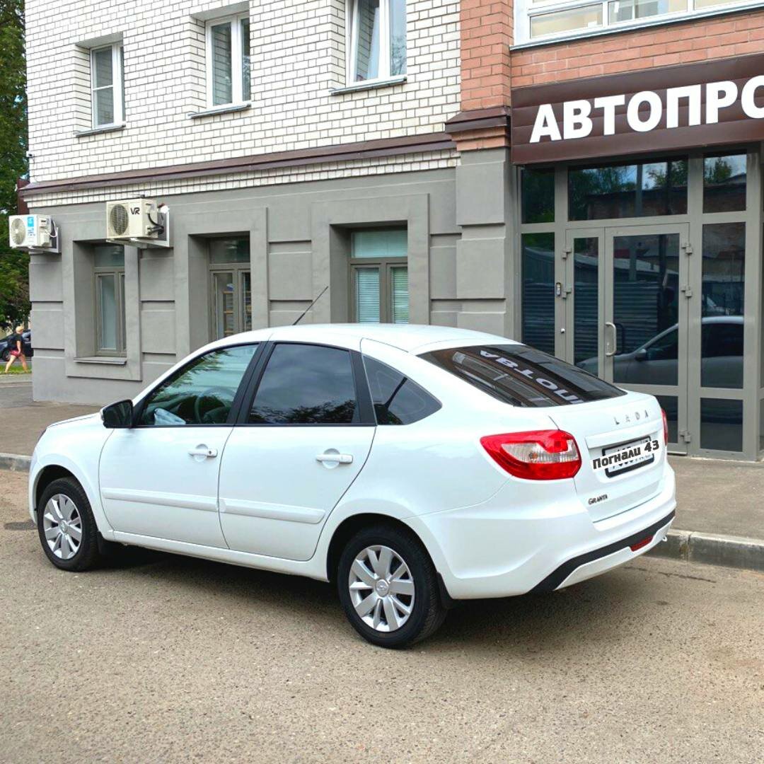lada granta, лада гранта лифтбек серебристая, лада гранта лифтбек, гранта лифтбек, лада лифтбек