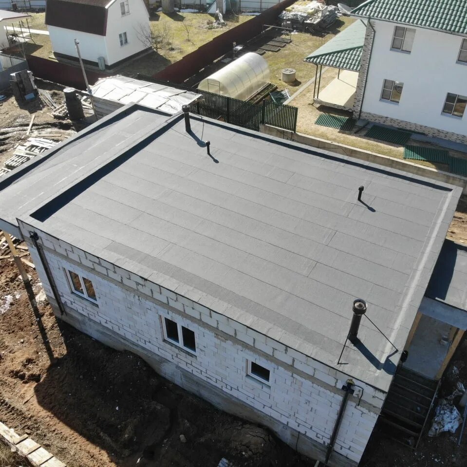 плоская кровля, устройство плоской кровли, плоская крыша, монтаж плоской кровли, дом