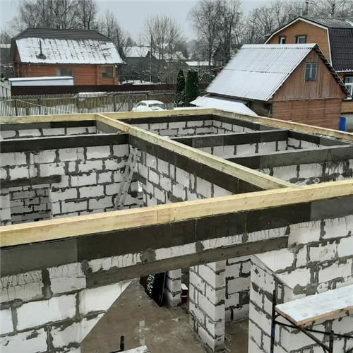 армопояс в доме из газобетона, армопояс на газосиликатные блоки, армопояс для газобетона 300 под балки перекрытия, армопояс для газобетона под балки перекрытия, армопояс мауэрлат арболит