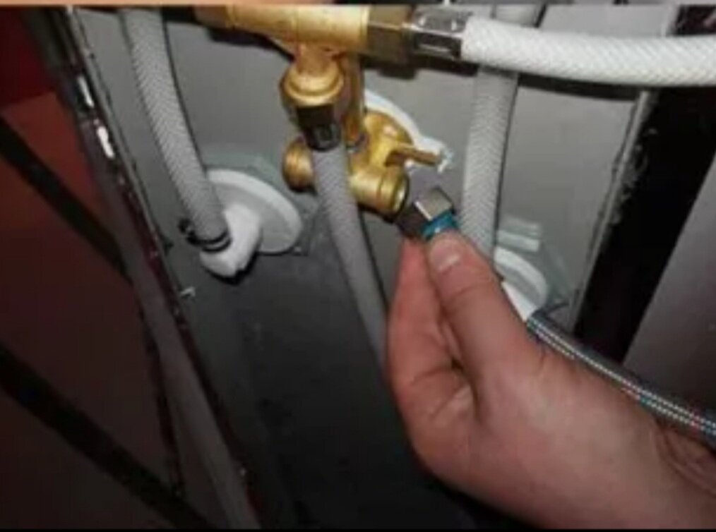 подключение душевой кабины к водопроводу, душевая кабина подключение, подключение душевой кабины, шланги для душевой кабины к водопроводу подключения подсоединить, s003 душевая кабина подсоединение воды