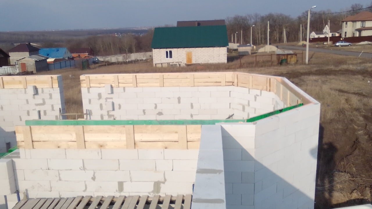 газобетонные блоки, газосиликатные блоки, газобетон, дом из газобетона на пене, строим дом из газобетона