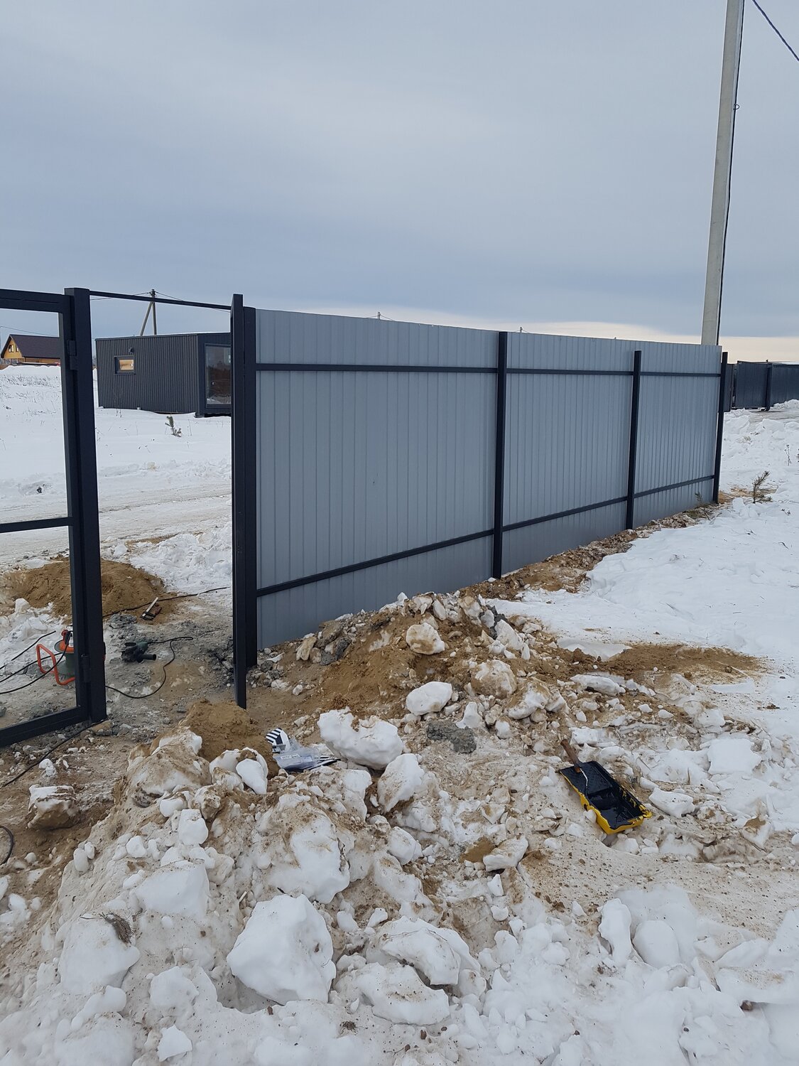 забор ворота, забор, металлический забор, забор из профлиста, профнастил забор