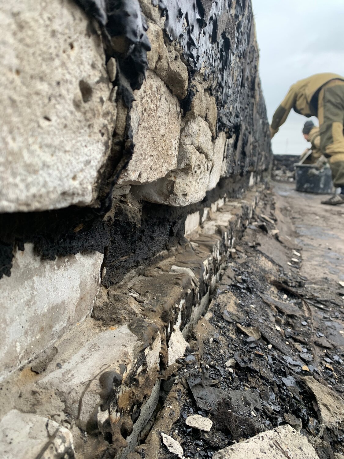 раскопки в нузале, останки человека, археологические находки, камень, раскопки