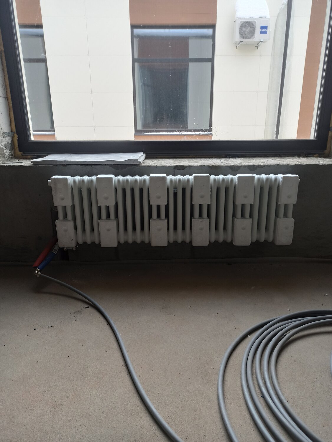 монтаж батарей отопления, радиаторы отопления, батареи для отопления динской, двойная батарея отопления, монтаж радиаторов отопления