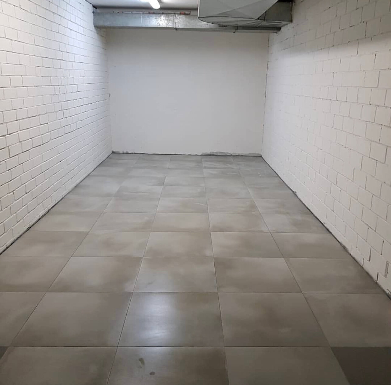 помещение, аренда помещения, торговое помещение, помещение 100 квадратных метров, кирпичный гараж