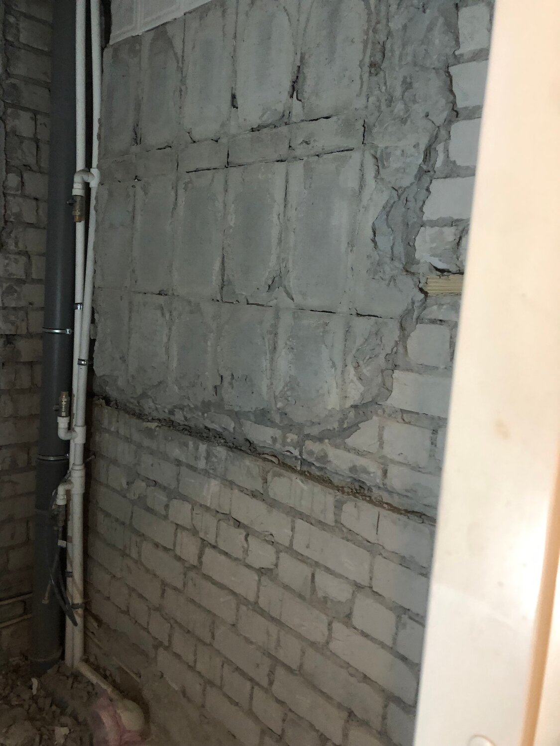 оштукатуривание стен, штукатурка стен, внутренняя штукатурка стен из газобетона, маяки для штукатурки стен, штукатурка стен по маякам