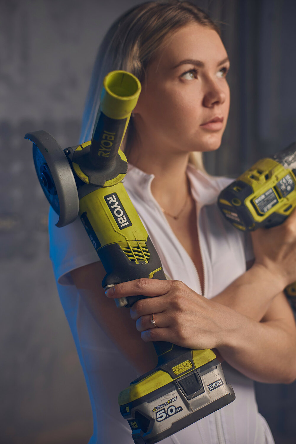 аккумуляторная угловая шлифмашина ryobi one+ r18ag-0 5133001903, бесщеточная отрезная машина ryobi one+ hp rct18c-0 5133004953, ryobi r18ag-0, машина щеточная ryobi ry18pca-0 one+, ryobi one+