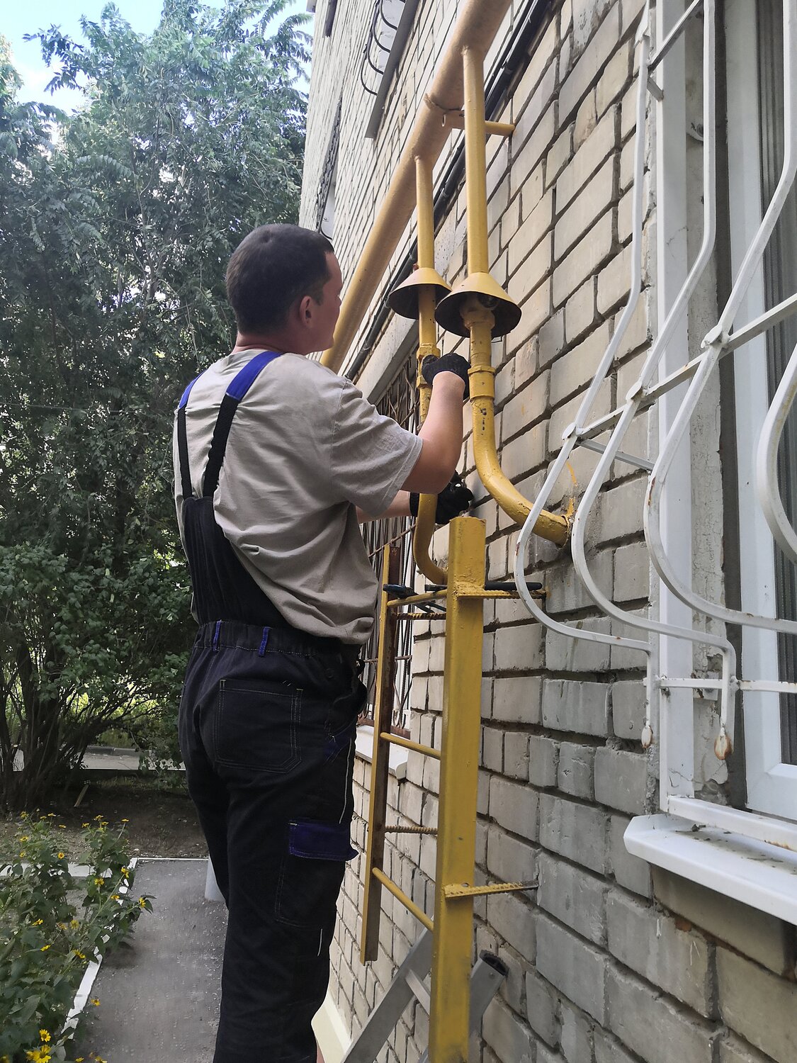 Монтаж газопровода в многоквартирном доме - 81 фото