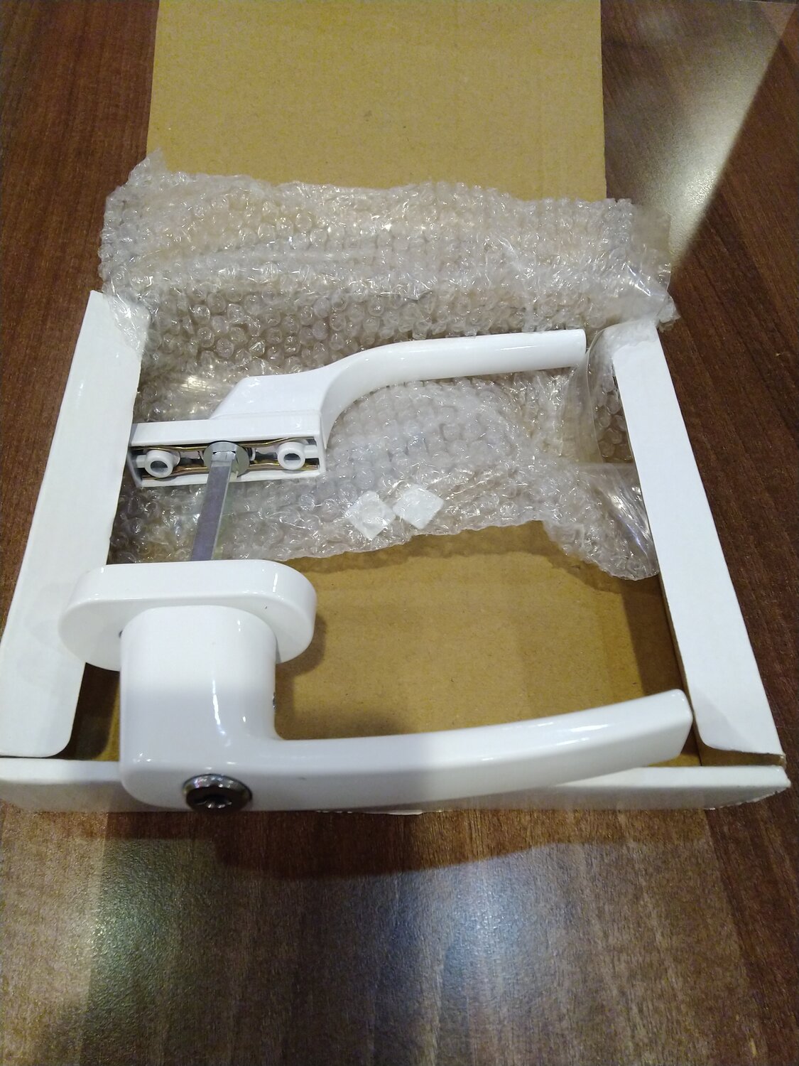 Установка на окна замка от детей в Москве - Ремонт и установка окон и ...