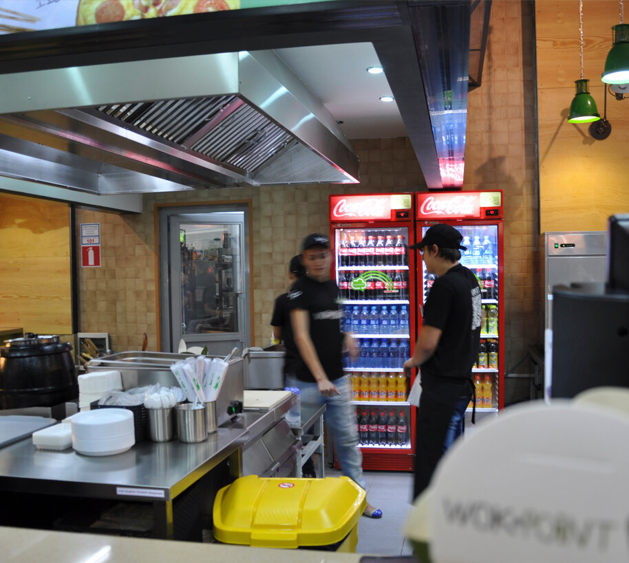 ресторан быстрого питания, прилавок макдоналдс, быстрое питание, mcdonalds сеть «ресторанов» быстрого питания  , кафе