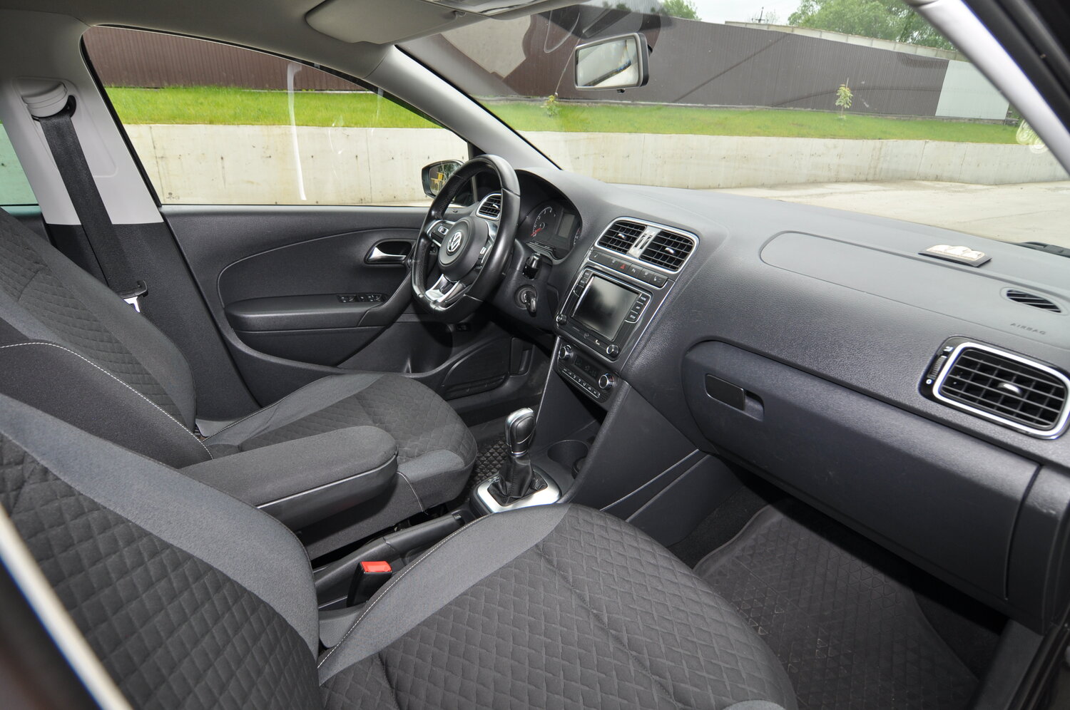 conceptline поло седан комплектация, volkswagen polo, автомобиль, комплектация поло седан 2013 1.6 автомат, Volkswagen Jetta VI Рестайлинг
