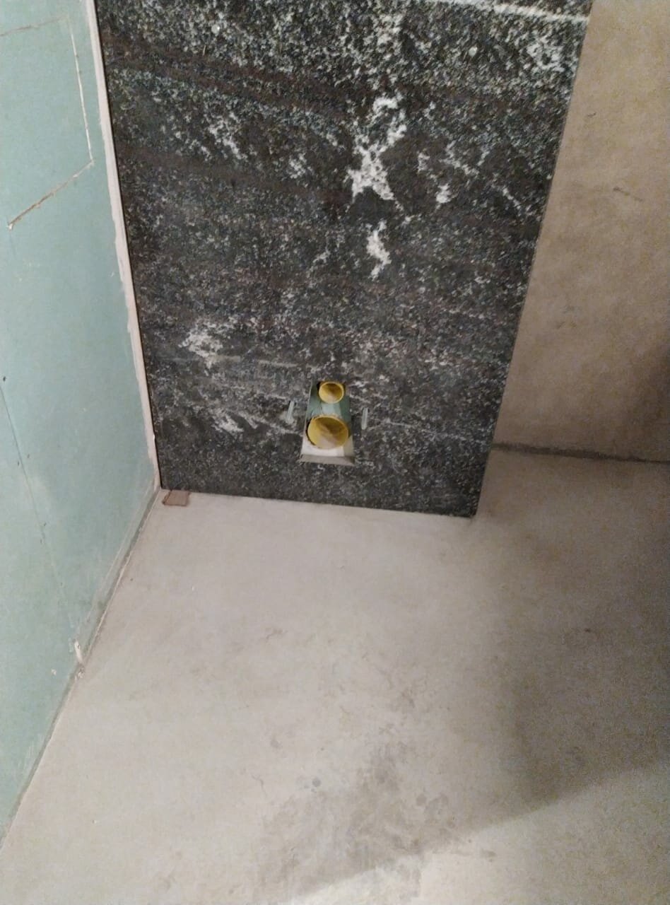 укладка крупной плитки в ванной, укладка керамогранита на стену, душевая кабина гипсокартон, плитка напольная, душевая кабина