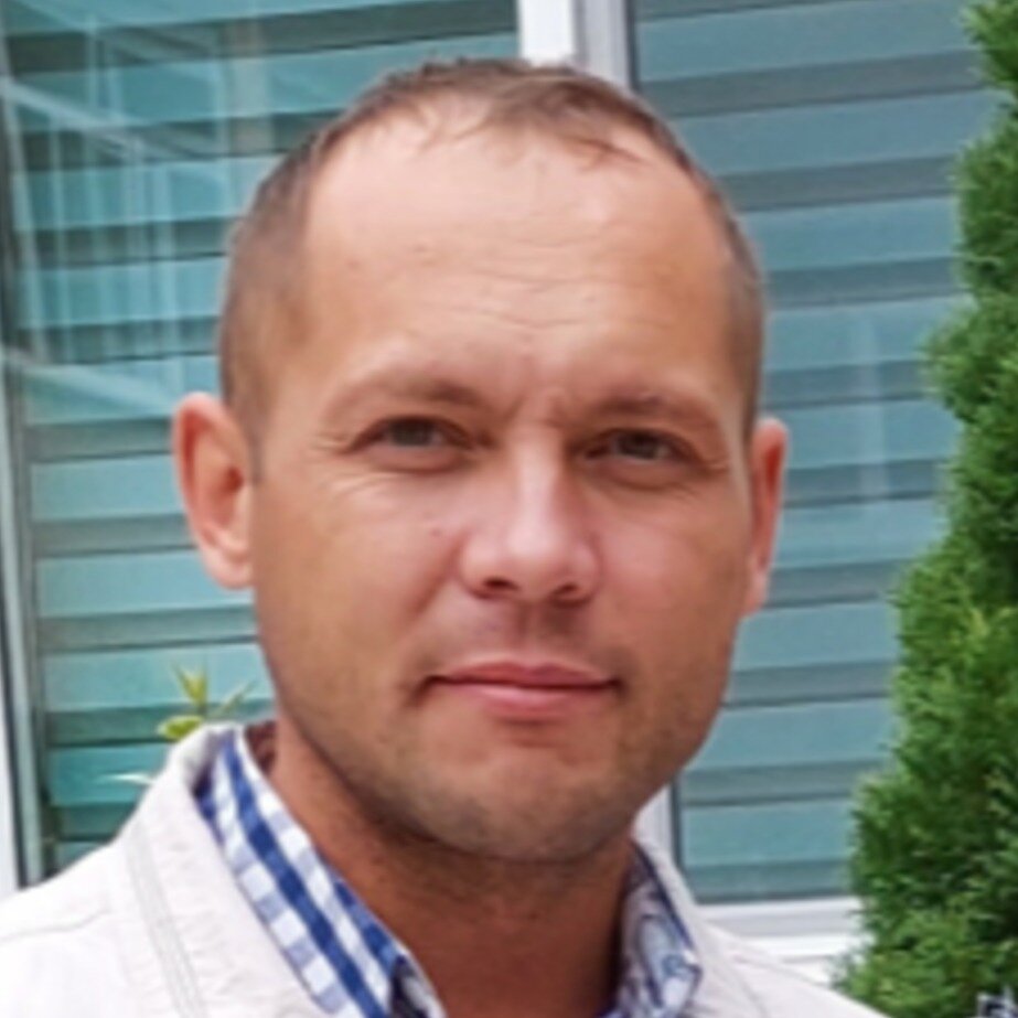 Виталий Разумовский