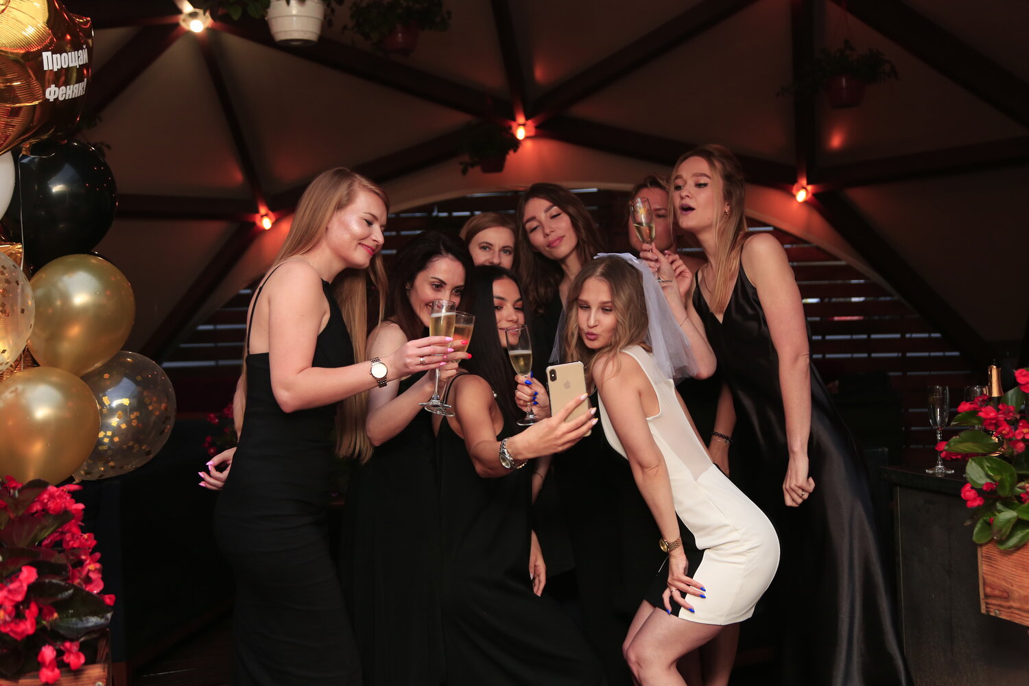 вечеринка, образ для вечеринки в клубе, девушка, лондон пати клаб, вечеринка в стиле бала