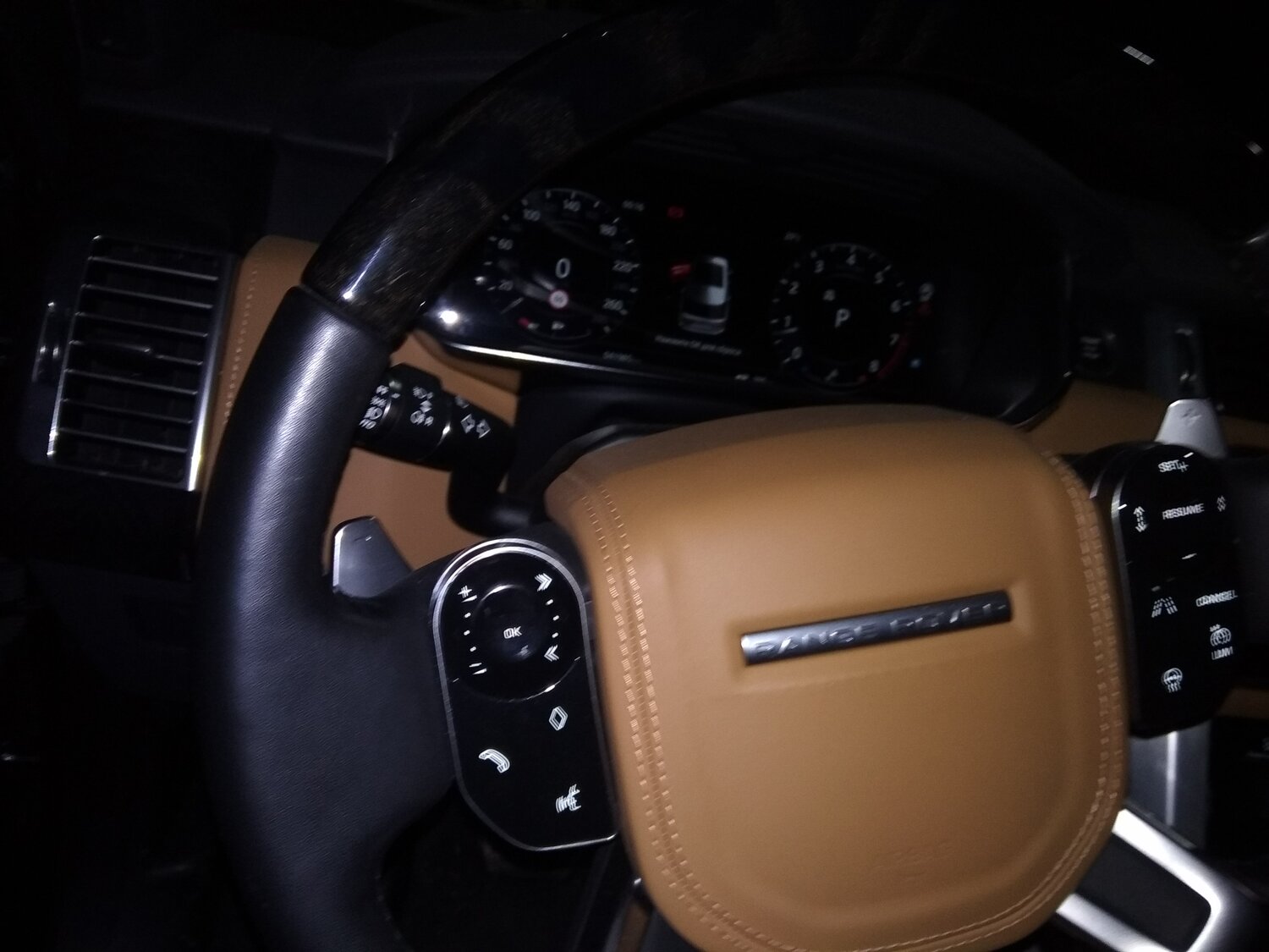 руль рендж ровер 2018, руль рендж ровер, руль range rover 2018 autobiography, аксессуары для авто рендж ровер, range rover