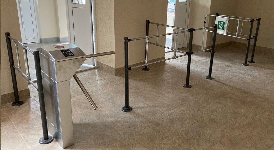 турникет, турникет т283, гимназия 123 турникеты, турникеты для проходной мэи, турникет тумбовый perco-ttd-03.2s