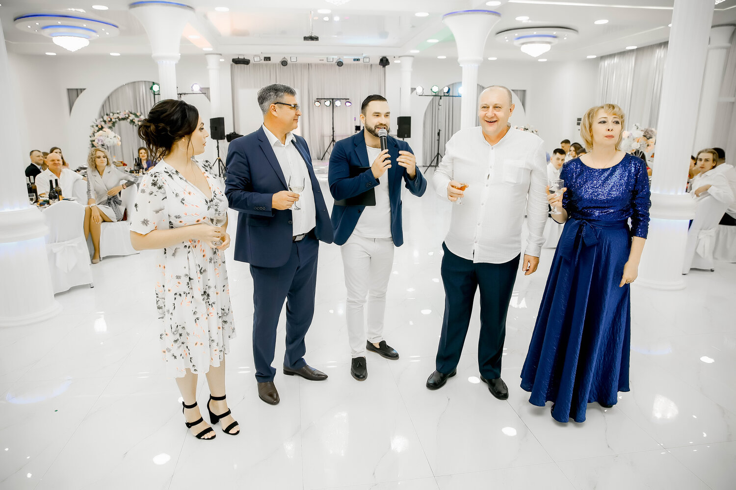 ведущий свадьбы курган, ведущий на свадьбу, свадебный ведущий, на свадьбе, тамада на свадьбу