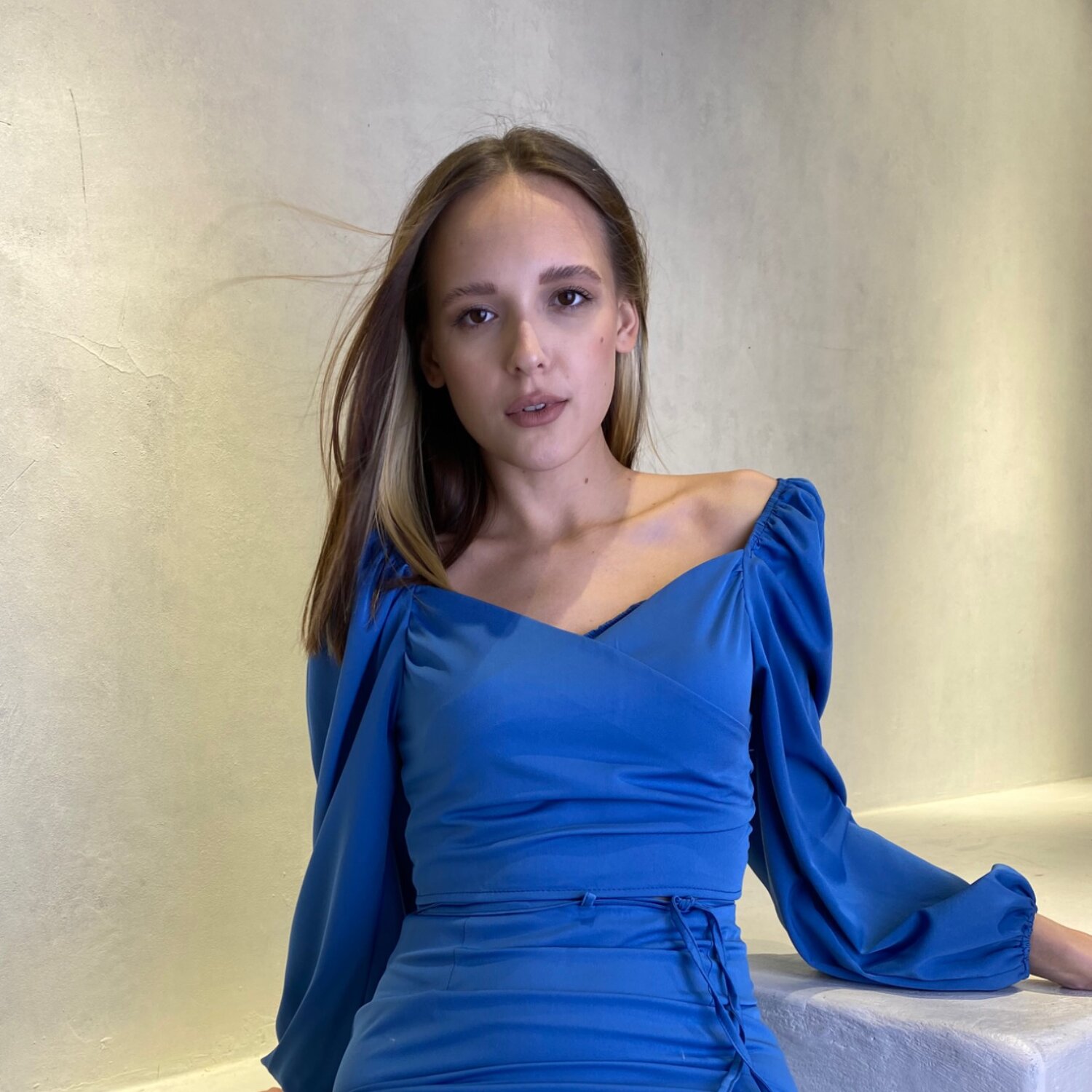 Орманда кеуделі балапанды ұрып-соқты.