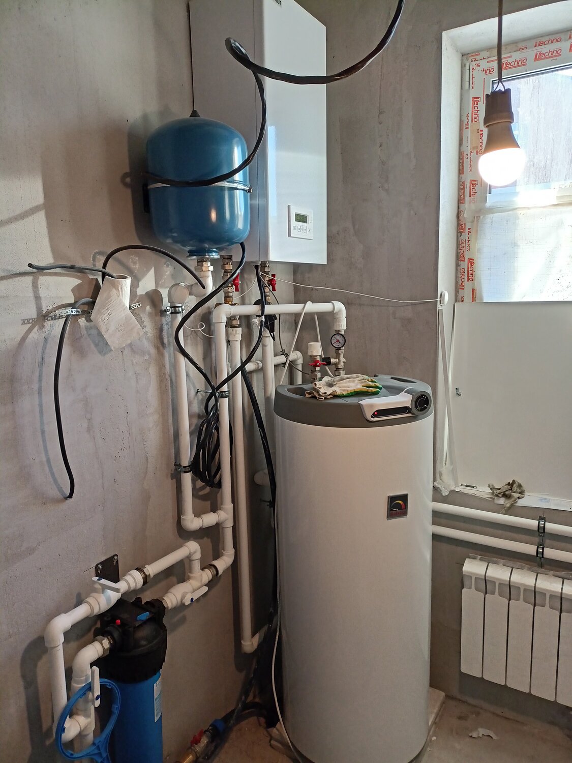 бойлер sga 200 ariston, обвязка котла китурами 13r с баком косвенного нагрева, напольный водонагреватель, водоснабжение частного дома, системы водоснабжения