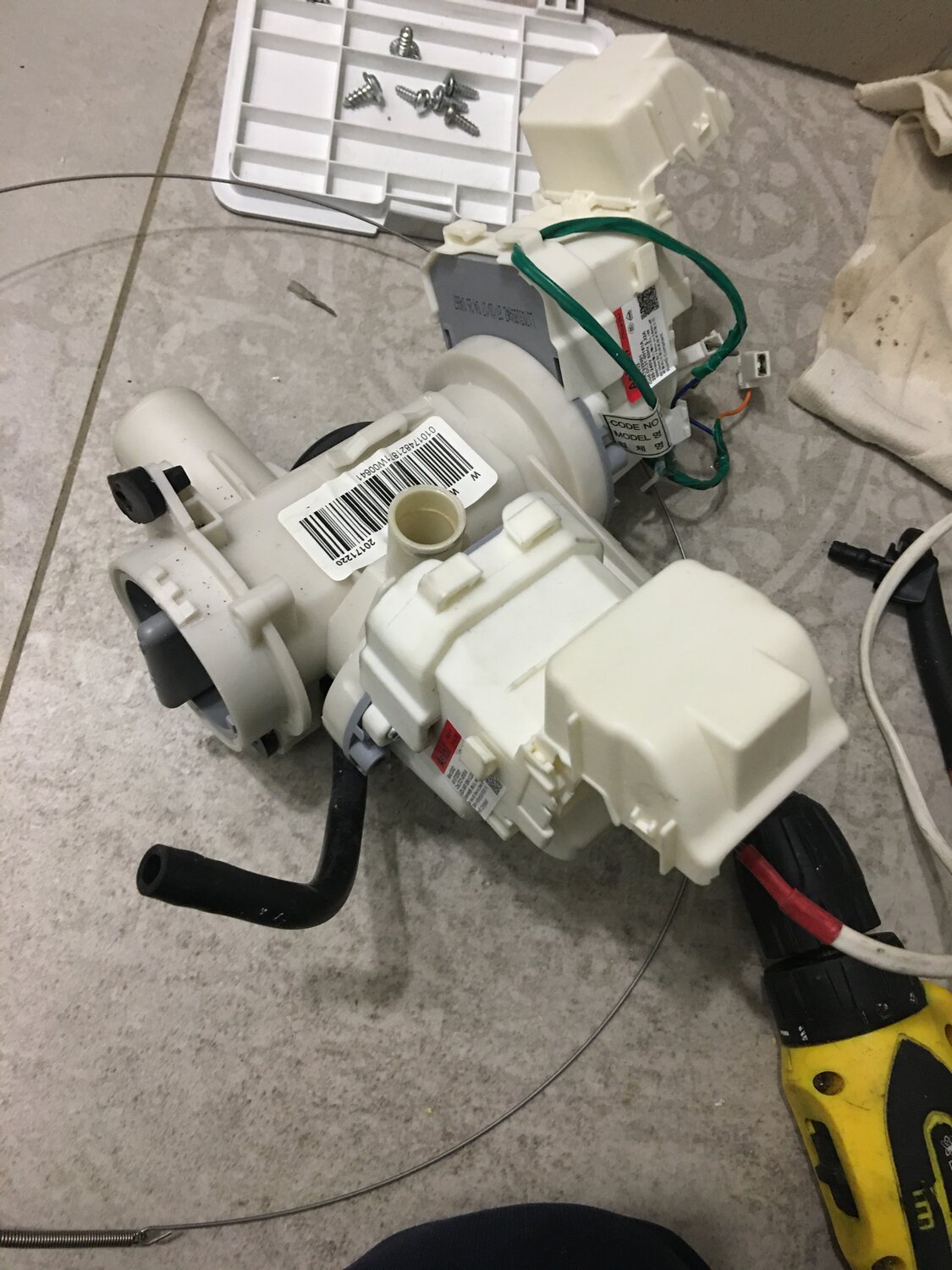 насос циркуляционный с тэном для посудомоечной машины electrolux 140002106015, насос циркуляционный с тэном для посудомоечной машины electrolux, циркуляционный насос для посудомоечной машины delonghi ddw06f, посудомоечная машина krona bde 4507 циркуляционный насос, рециркуляционный насос electrolux