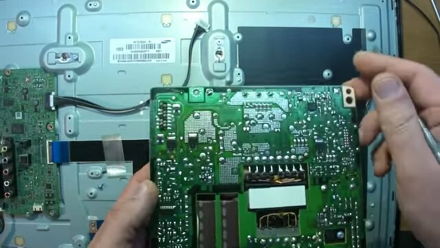 плат, samsung ue32f5000ak доработка бп, samsung ue32f5020, телевизор самсунг отсоединить шлейф, ue40es6307 tcon