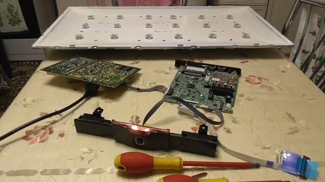 сгоревшие светодиоды подсветки, линейные выходы cd600, переделка на led подсветку, техника, светодиодная подсветка