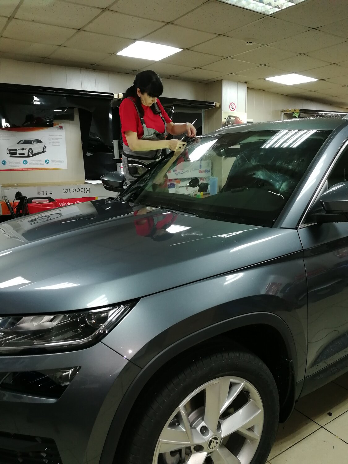 škoda kodiaq, шкода кодиак капучино, шкода кодиак серебристый brilliant металлик, mitsubishi outlander 2021 skoda kodiaq, skoda kodiaq 2019 черный