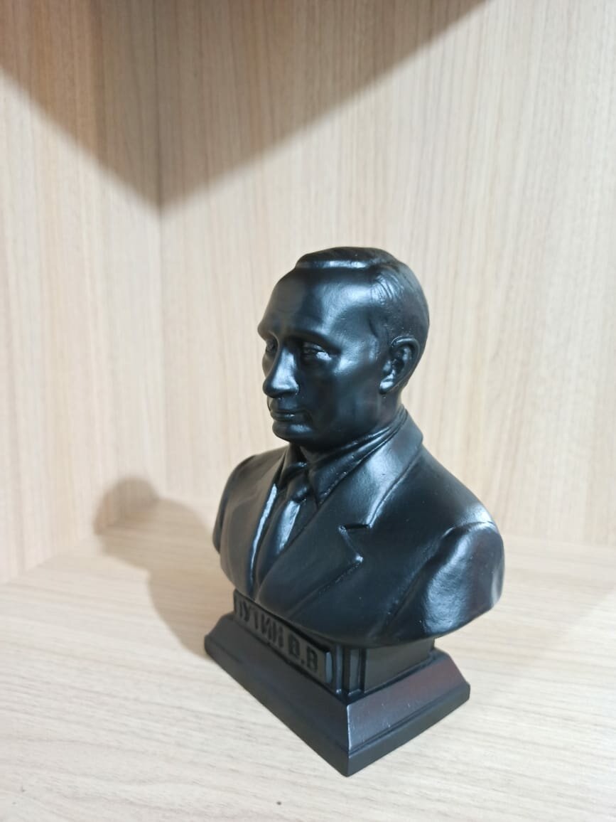 бронзовый настольный бюст путина, бюст путина литье, бюст путина чугун, бюст путина, бюст путина чугун куса