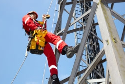 вышкомонтажник-электромонтер, высотники, работы на высоте, монтажник связи линейщик, работник на высоте