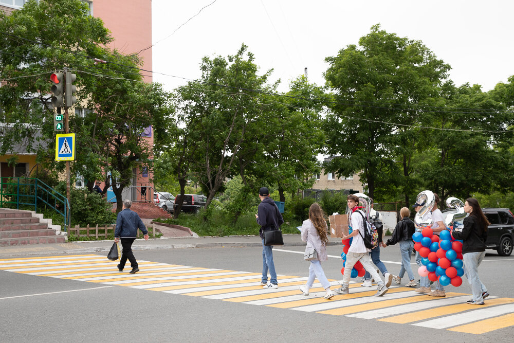 человек, пешеходный переход, люди, пешеход, красный пешеход