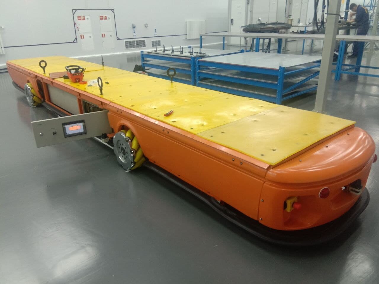 передаточная тележка chd250, тележка рельсовая easy mover, самодвижущаяся тележка платформа 30т, безрельсовая тележка, тележка