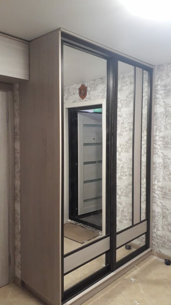 шкаф купе, шкаф, графитовый шкаф в прихожую, большой шкаф купе в коридор, встроенный шкаф 140