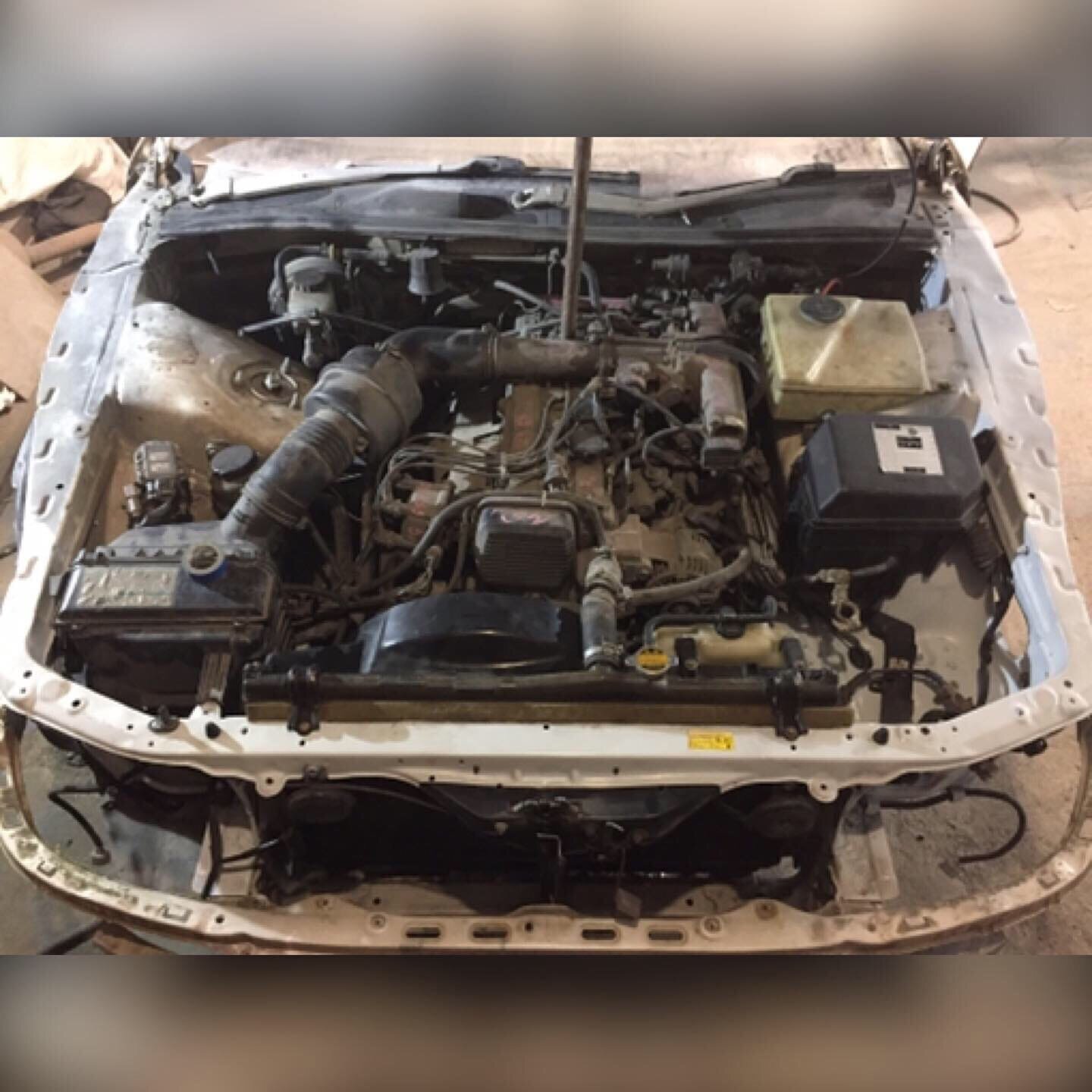 тойота марк 2 без двигателя, свап 1 jz ge, моторный щит toyota mark 2 90, тойота марк 2 90 кузов 1g-fe, свап косы двигателя 1jz-ge vvti с салонной косой чайзер 90 траблёр