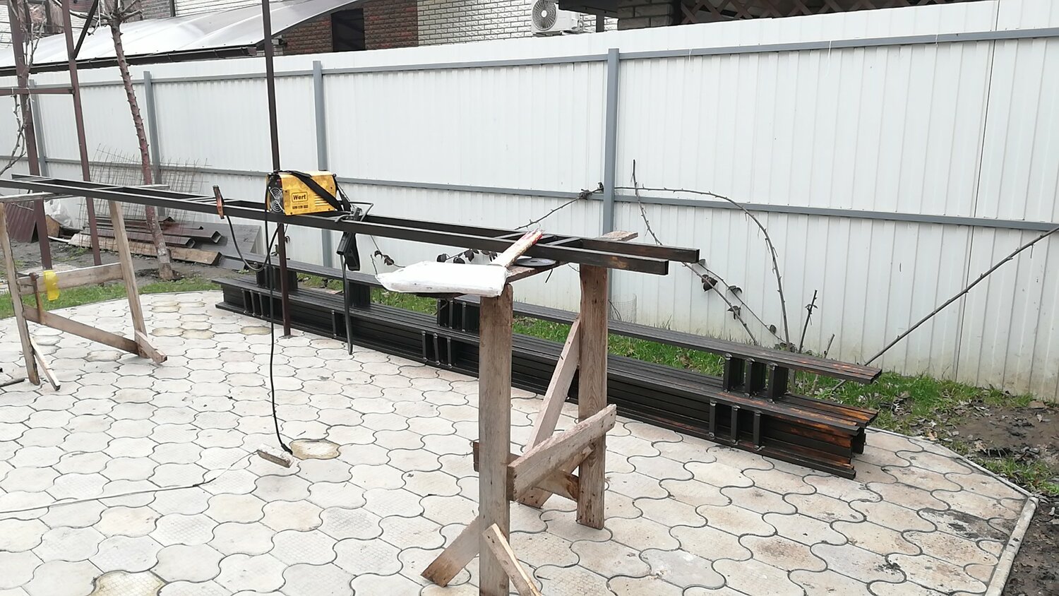 техника, оборудование, скамейка трансформер, скамейка на кладбище из профильной трубы, качели балансир деревянные