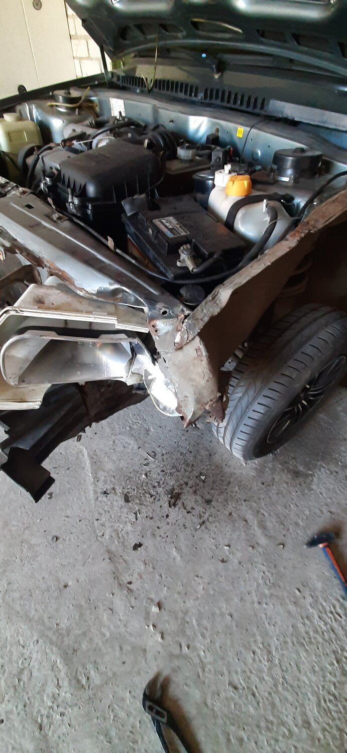 шноркель бигхорн, дв12 кузов, лонжероны иж 2126, геометрия лонжеронов ауди а4б5, кузов