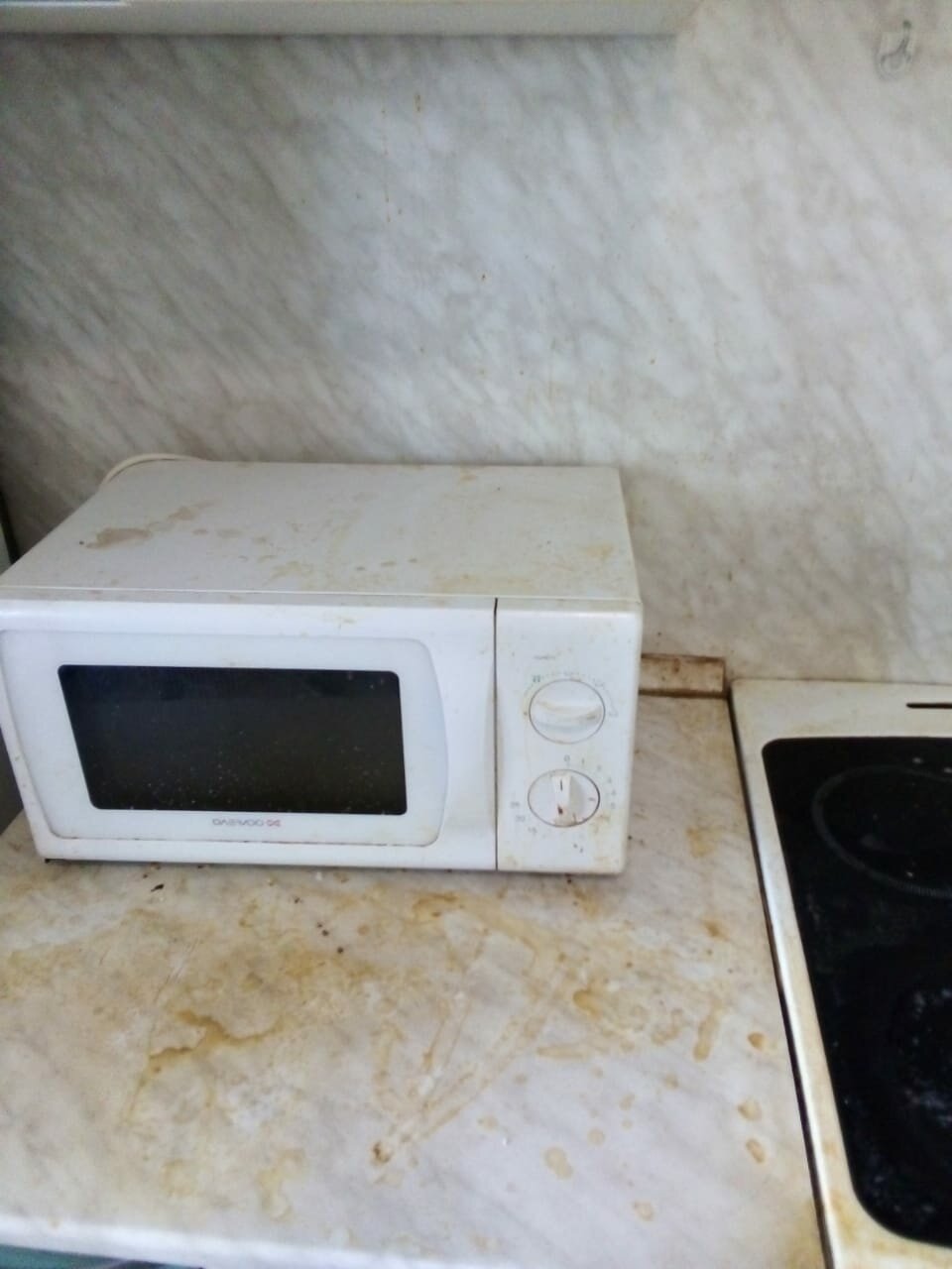 микроволновая печь, бытовая техника, техника, микроволновая печь samsung qw71xr, микроволновая печь голдстар