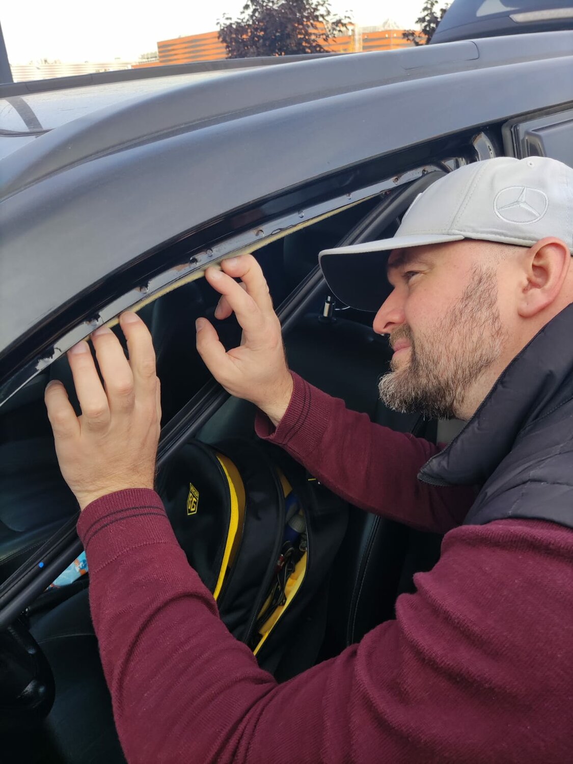 автомобиль, авто, автомобиль на аварийной площадке, мужчины, автомобилисты знающие свой авто бензин