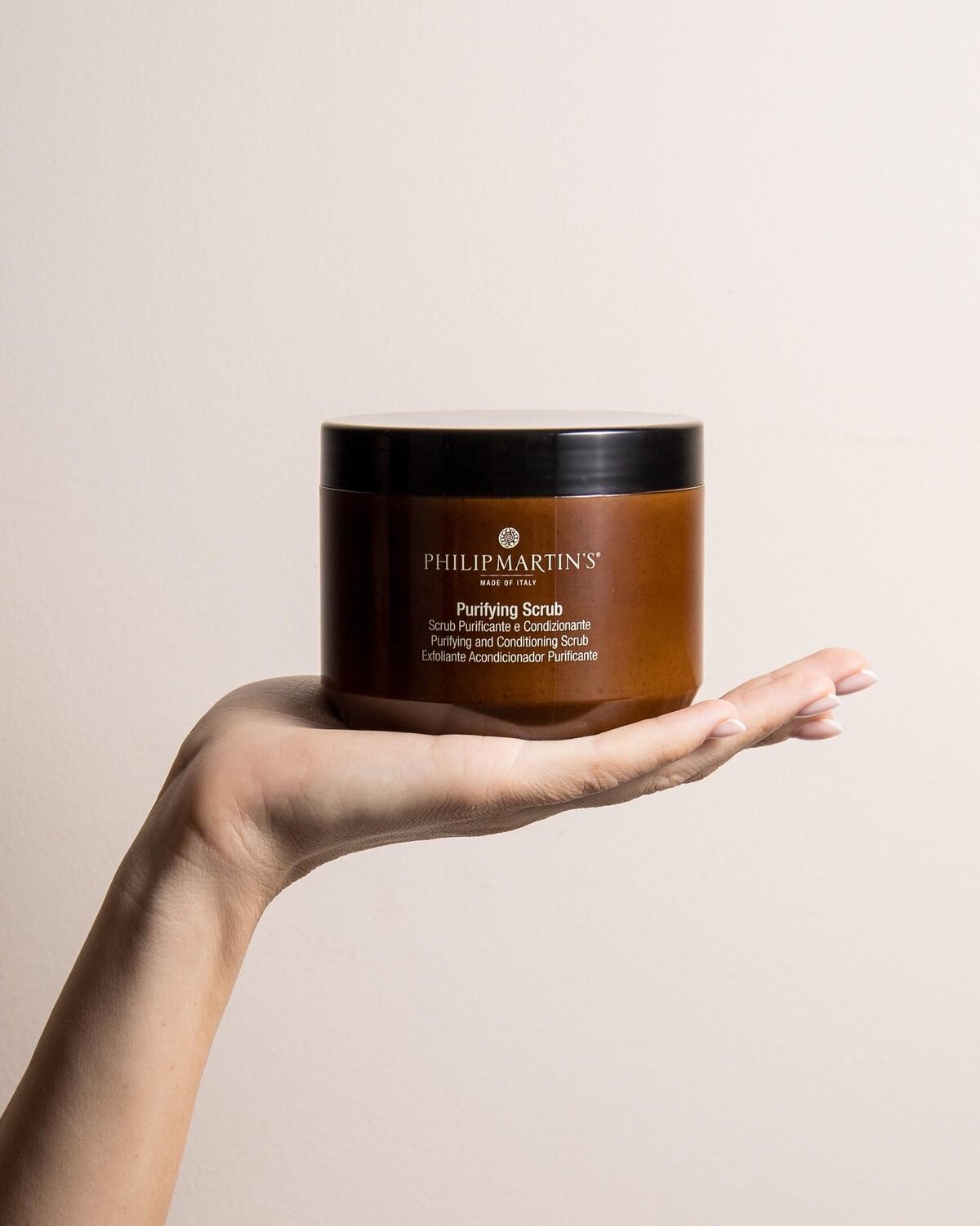 philip martins purifying scrub, скраб philip martins purifying scrub, крем для лица, shiseido крем для восстановления кожи контура глаз и губ e future solution lx, крем деларом