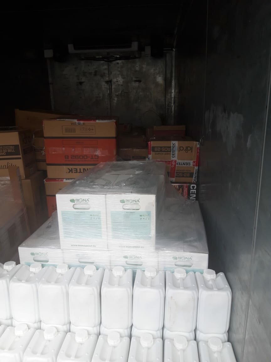 склад с канистрами, продукция, склад, хранение, поставка спирта