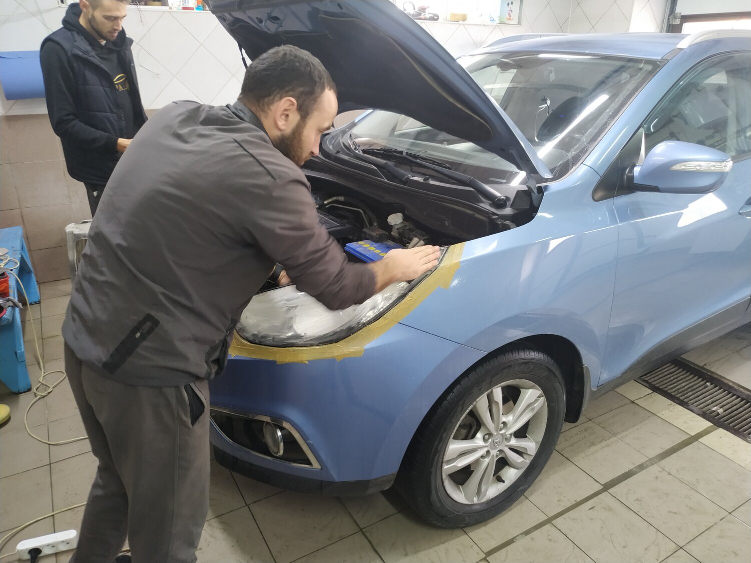 автомобиль, авто, машина в ремонте, обслуживание авто, машин